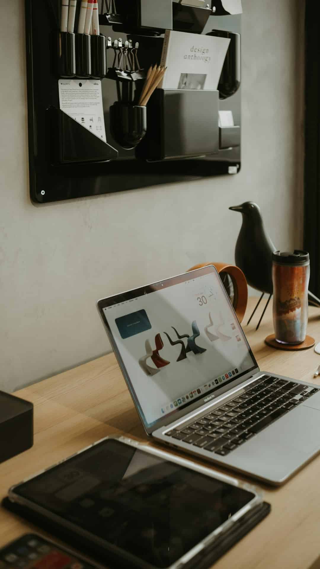 איך עורכי דין יכולים לשמור על מוניטין מקצועי ברשת מול ביקורות שליליות ופרסומים בלתי רצויים?