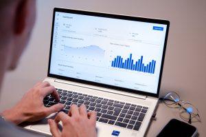 פיתרון לביקורות שליליות פיתרון לביקורות שליליות