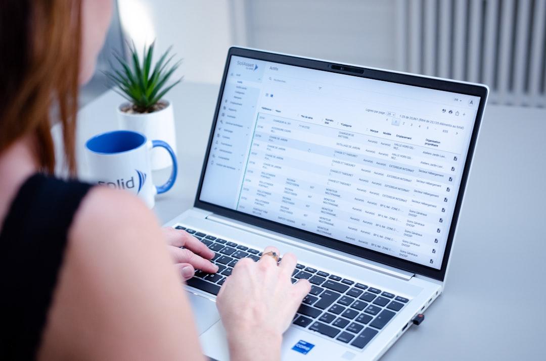 ניקוי מוניטין שלילי בגוגל: איך מעלימים ביקורות רעות?